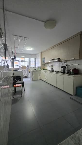 622 Bedok Reservoir Road, 622 Bedok Reservoir Road, 3 Bedrooms, 979 sqft, HDB Flat For Sale, by James Yeo, 500157233 - Kitchen - PropertyGuru.com.sg