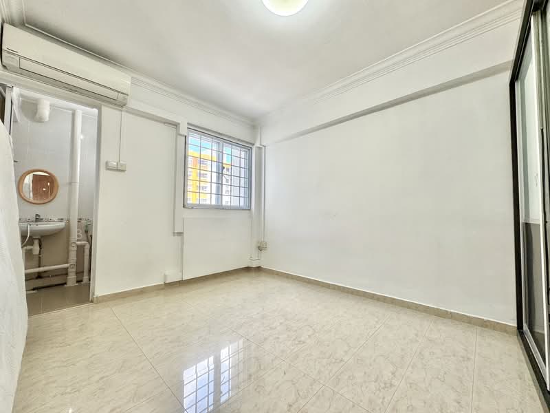 120 Ang Mo Kio Avenue 3, 120 Ang Mo Kio Avenue 3, 3 Bedrooms, 883 sqft, HDB Flat For Sale, by Brigitte Tan 郑滢薇, 500157235 - Interior - PropertyGuru.com.sg