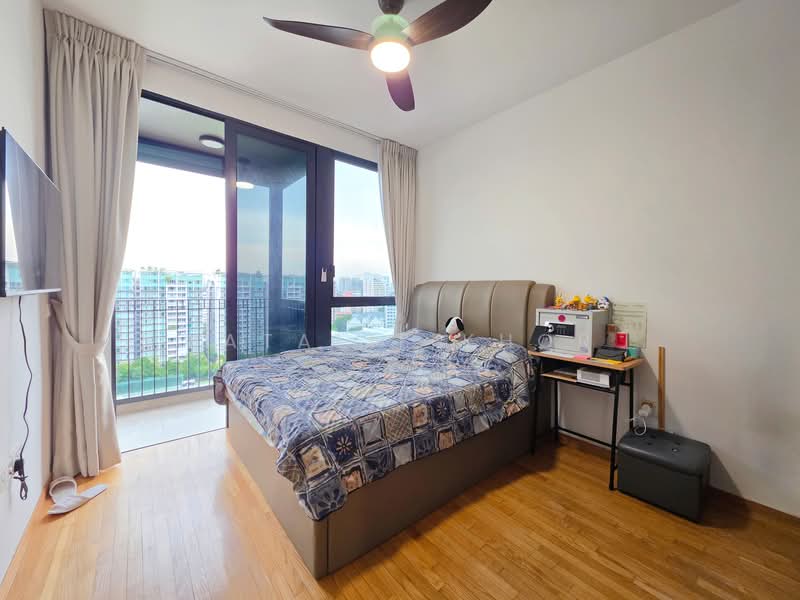 Park Colonial, 10 Woodleigh Lane, 3 Bedrooms, 1,195 sqft, Condominium For Sale, by Natalie Khor, 500157237 - Bedroom - PropertyGuru.com.sg