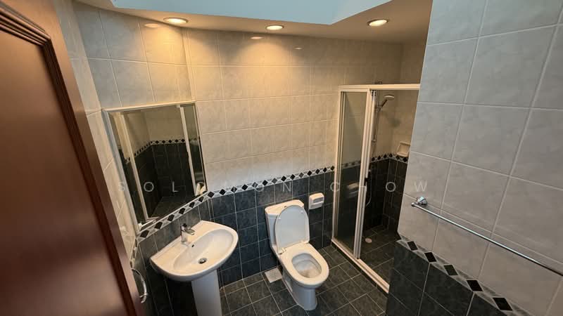 The Compass At Chancery, 6U Chancery Hill Road, 4 Bedrooms, 2,506 sqft, Cluster House For Rent, by Solomon Chow, 500157250 - Junior Master Bathroom - PropertyGuru.com.sg