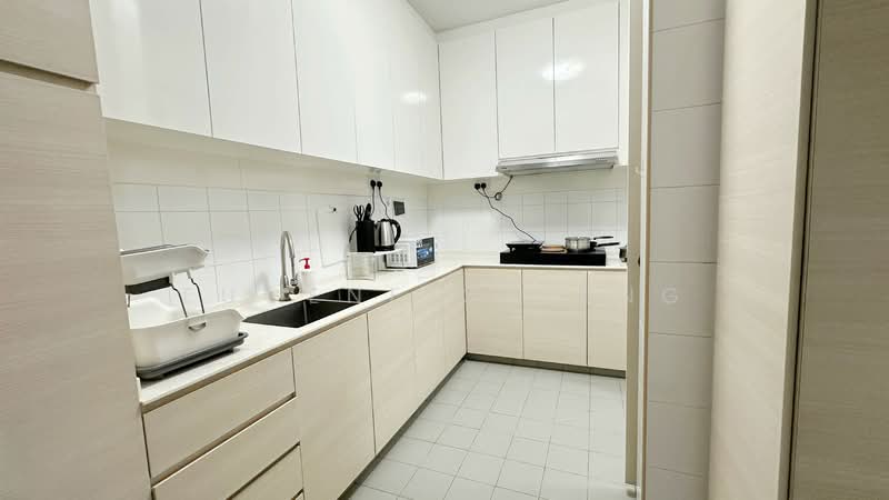 Fernwood Towers, 22 Fernwood Terrace, Room Rental, 200 sqft, Condominium For Rent, by Eugene Chieng, 500157253 - Kitchen - PropertyGuru.com.sg