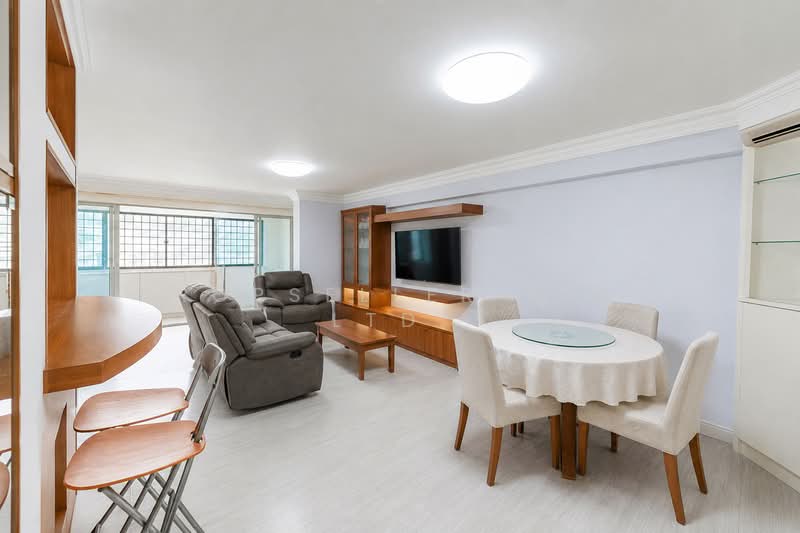 191 Bishan Street 13, 191 Bishan Street 13, 3 Bedrooms, 1,302 sqft, HDB Flat For Sale, by Kelly Tan, 500157258 - Living Room - PropertyGuru.com.sg