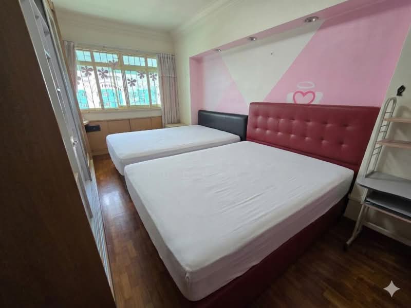 135 Edgedale Plains, 135 Edgedale Plains, 3 Bedrooms, 1,194 sqft, HDB Flat For Sale, by Jude L., 500157264 - Bedroom - PropertyGuru.com.sg