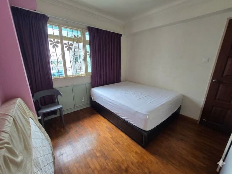 135 Edgedale Plains, 135 Edgedale Plains, 3 Bedrooms, 1,194 sqft, HDB Flat For Sale, by Jude L., 500157264 - Bedroom - PropertyGuru.com.sg