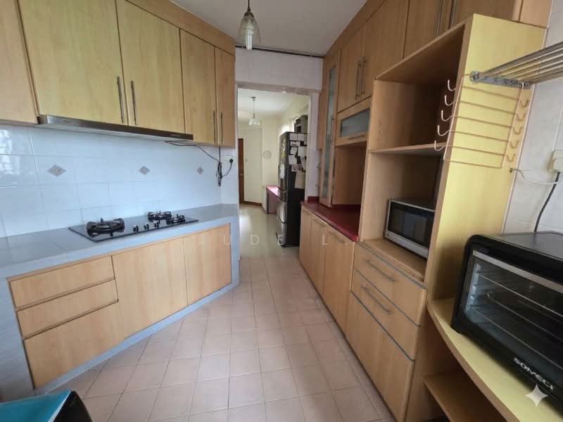 135 Edgedale Plains, 135 Edgedale Plains, 3 Bedrooms, 1,194 sqft, HDB Flat For Sale, by Jude L., 500157264 - Kitchen - PropertyGuru.com.sg