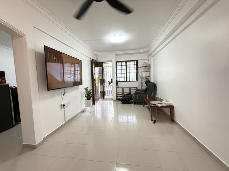 127 Bedok North Street 2, 127 Bedok North Street 2, Room Rental, 120 sqft, HDB Flat For Rent, by Norman Lim, 500157269 - Living Room - PropertyGuru.com.sg