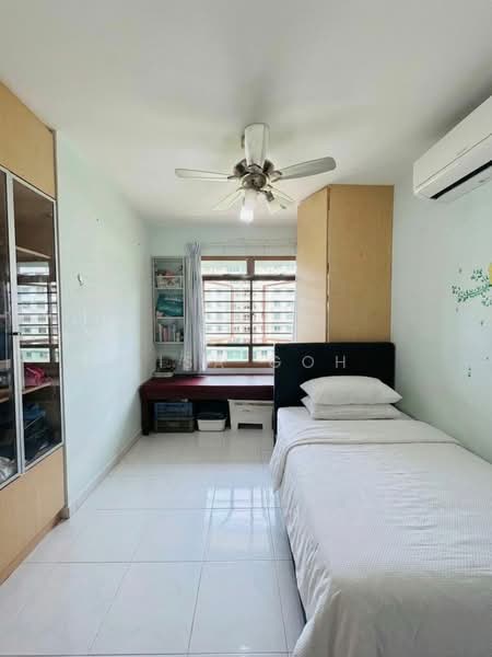316B Anchorvale Link, 316B Anchorvale Link, 4 Bedrooms, 1,345 sqft, HDB Flat For Sale, by Lisa Goh, 500157272 - Bedroom - PropertyGuru.com.sg