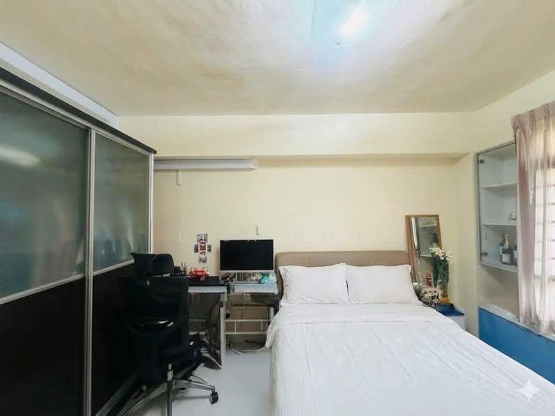 316B Anchorvale Link, 316B Anchorvale Link, 4 Bedrooms, 1,345 sqft, HDB Flat For Sale, by Lisa Goh, 500157272 - Bedroom - PropertyGuru.com.sg