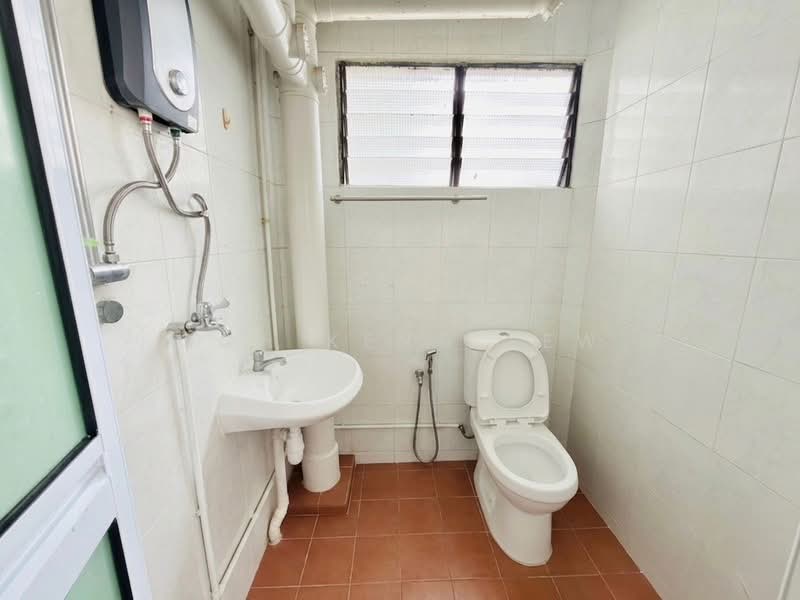 363 Bukit Batok Street 31, 363 Bukit Batok Street 31, 3 Bedrooms, 1,065 sqft, HDB Flat For Sale, by Goh Keng Yew, 500157275 - PropertyGuru.com.sg