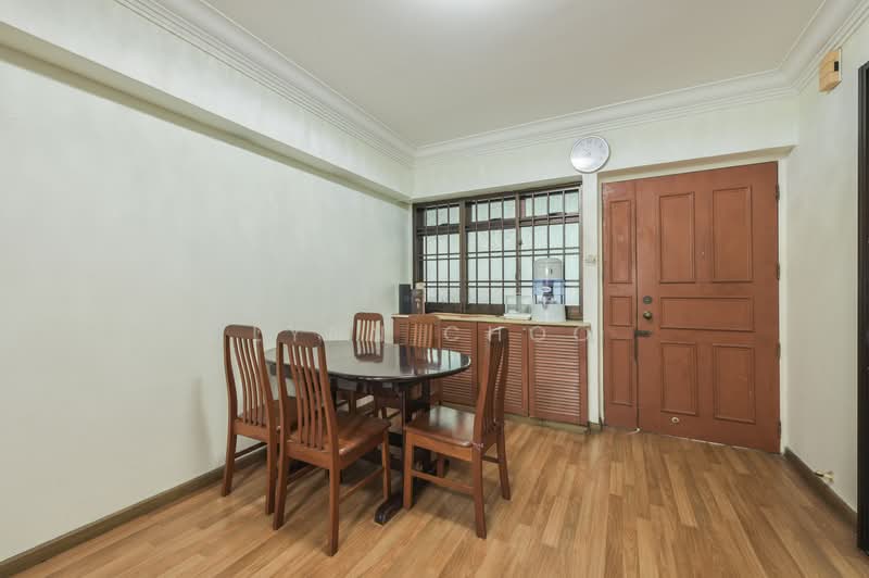 689 Jurong West Central 1, 689 Jurong West Central 1, 3 Bedrooms, 1,066 sqft, HDB Flat For Sale, by Lynn Choo, 500157279 - Dining Area - PropertyGuru.com.sg