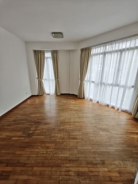 Florida Park, 58 Sunrise walk, 4 Bedrooms, 3,735 sqft, Terraced House For Rent, by Esmund Teo, 500157288 - PropertyGuru.com.sg