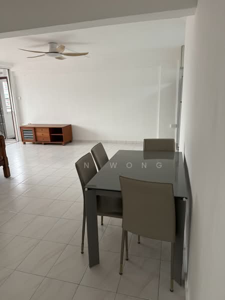 149 Bishan Street 11, 149 Bishan Street 11, 4 Bedrooms, 1,313 sqft, HDB Flat For Rent, by Ken Wong, 500157289 - Living Room - PropertyGuru.com.sg