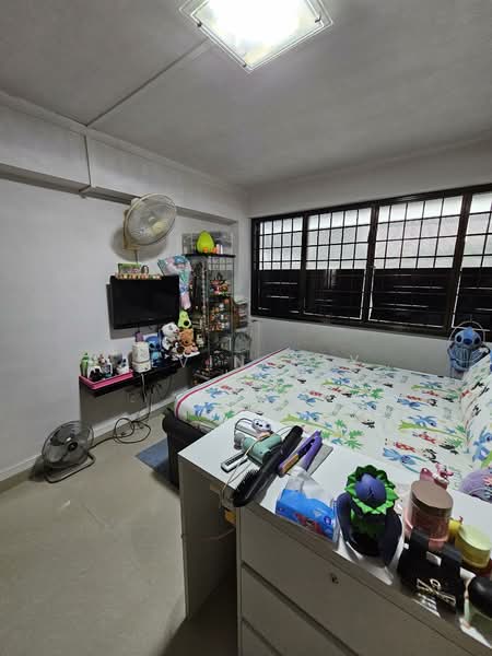 37 Teban Gardens Road, 37 Teban Gardens Road, 2 Bedrooms, 807 sqft, HDB Flat For Sale, by Alvin Tay, 500157297 - Bedroom - PropertyGuru.com.sg