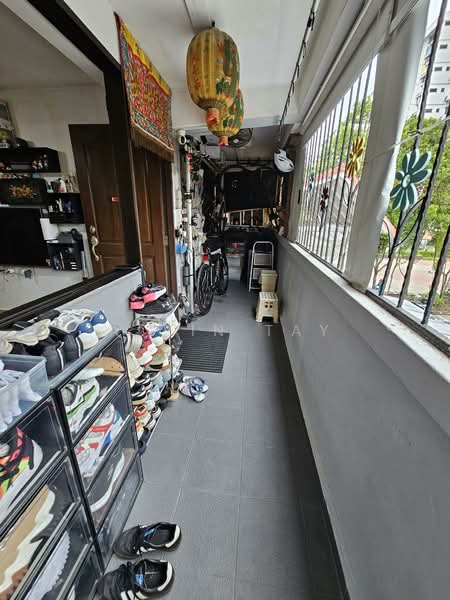 37 Teban Gardens Road, 37 Teban Gardens Road, 2 Bedrooms, 807 sqft, HDB Flat For Sale, by Alvin Tay, 500157297 - Balcony - PropertyGuru.com.sg