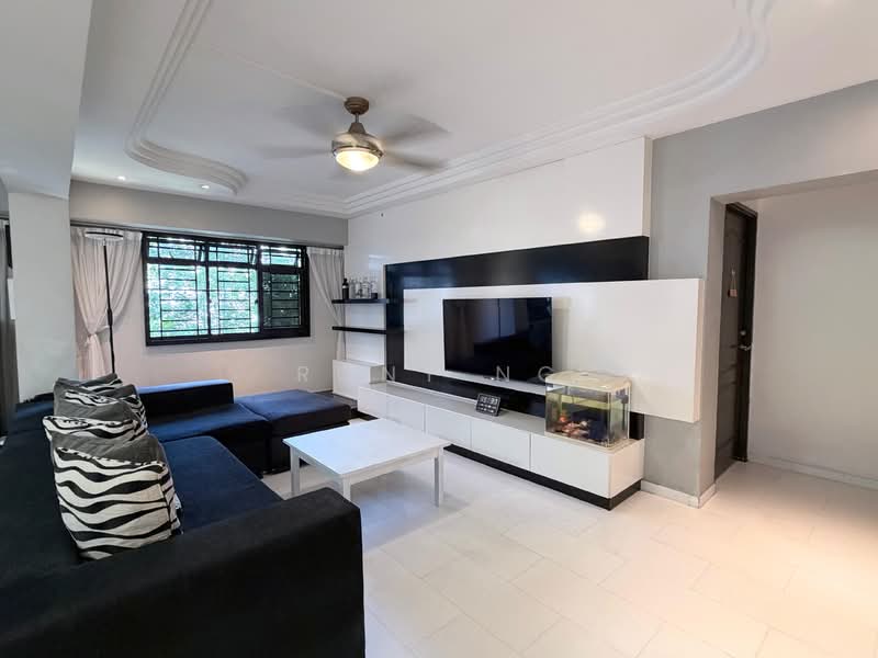 324 Sembawang Close, 324 Sembawang Close, 3 Bedrooms, 1,292 sqft, HDB Flat For Sale, by Rony Ng, 500157298 - Living Room - PropertyGuru.com.sg