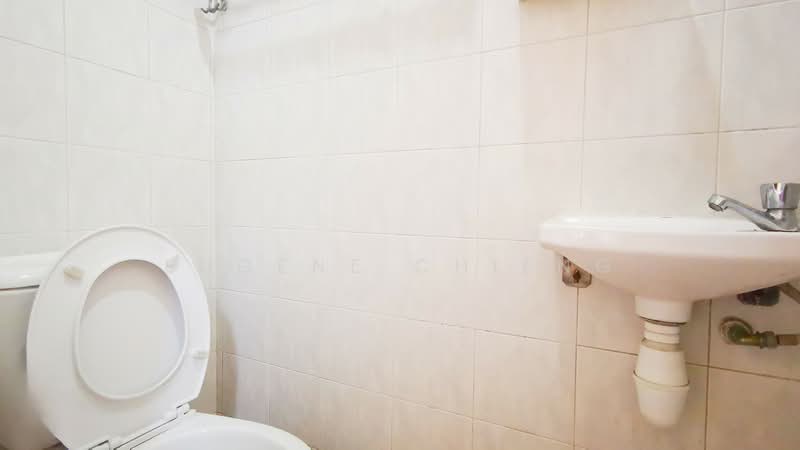 Tropical Spring, 25 Simei Street 4, Room Rental, 200 sqft, Condominium For Rent, by Eugene Chieng, 500157302 - Bathroom - PropertyGuru.com.sg