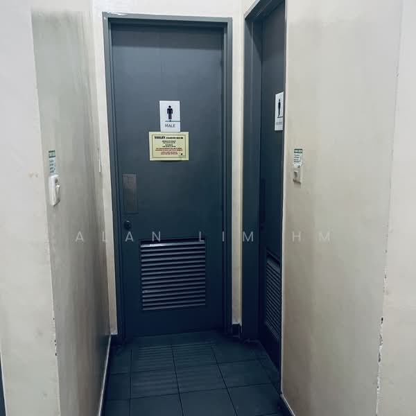Ubi Techpark, 10 Ubi Crescent, 1,650 sqft, Light Industrial (B1) For Rent, by Alan Lim HM, 500157308 - Corridor - CommercialGuru.com.sg