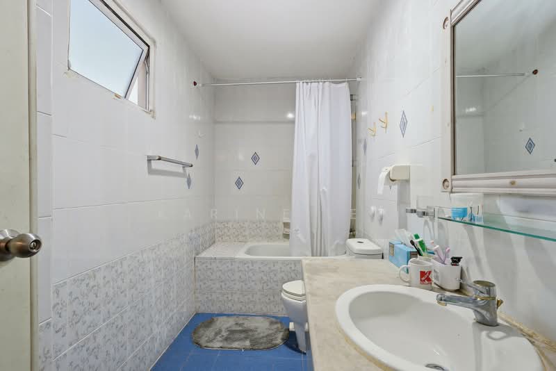 Crescendo Park, 6 Jalan Tua Kong, 3 Bedrooms, 1,711 sqft, Condominium For Sale, by Karine Lee, 500157317 - Bathroom - PropertyGuru.com.sg