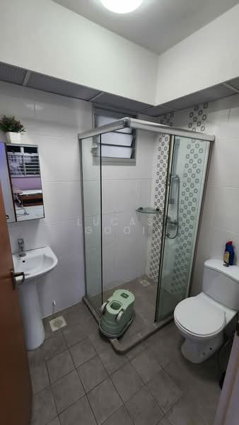 183B Boon Lay Avenue, 183B Boon Lay Avenue, 3 Bedrooms, 990 sqft, HDB Flat For Rent, by Lucas Gooi, 500157323 - Bathroom - PropertyGuru.com.sg