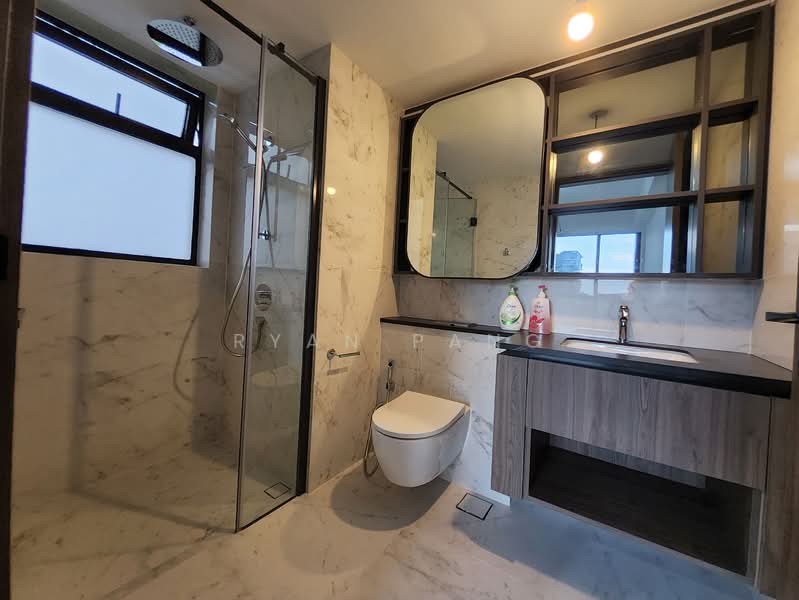 Sceneca Residence, Tanah Merah Kechil Link, 3 Bedrooms, 1,163 sqft, Condominium For Sale, by Ryan Pang, 500157332 - Master Bathroom - PropertyGuru.com.sg