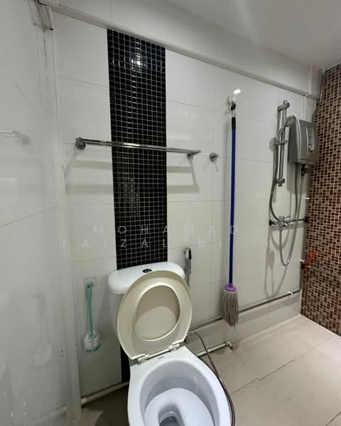 102 Commonwealth Crescent, 102 Commonwealth Crescent, 2 Bedrooms, 678 sqft, HDB Flat For Sale, by Mohamad Faizal Bin Hanafi, 500157333 - PropertyGuru.com.sg