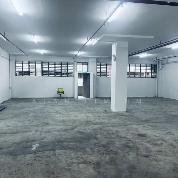 Shun Li Industrial Complex, 705 Sims Drive, 1,658 sqft, Light Industrial (B1) For Rent, by Alan Lim HM, 500157334 - Interior - CommercialGuru.com.sg