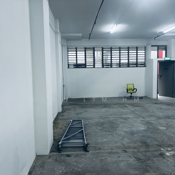 Shun Li Industrial Complex, 705 Sims Drive, 1,658 sqft, Light Industrial (B1) For Rent, by Alan Lim HM, 500157334 - Interior - CommercialGuru.com.sg