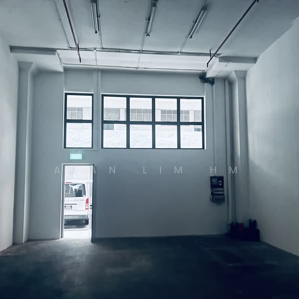 Shun Li Industrial Complex, 705 Sims Drive, 1,716 sqft, Light Industrial (B1) For Rent, by Alan Lim HM, 500157337 - Interior - CommercialGuru.com.sg