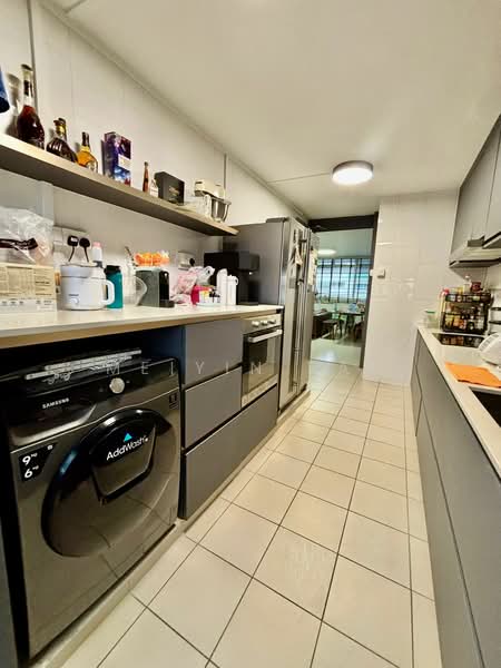 265 Yishun Street 22, 265 Yishun Street 22, 3 Bedrooms, 904 sqft, HDB Flat For Sale, by Meiyin Pan, 500157353 - Kitchen - PropertyGuru.com.sg