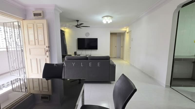 162 Jalan Teck Whye, 162 Jalan Teck Whye, 3 Bedrooms, 1,087 sqft, HDB Flat For Sale, by Kaylee Toh, 500157356 - Living Room - PropertyGuru.com.sg