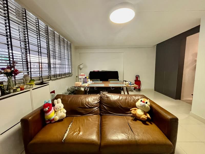 265 Yishun Street 22, 265 Yishun Street 22, 3 Bedrooms, 904 sqft, HDB Flat For Sale, by Wayne Chew, 500157358 - Living Room - PropertyGuru.com.sg