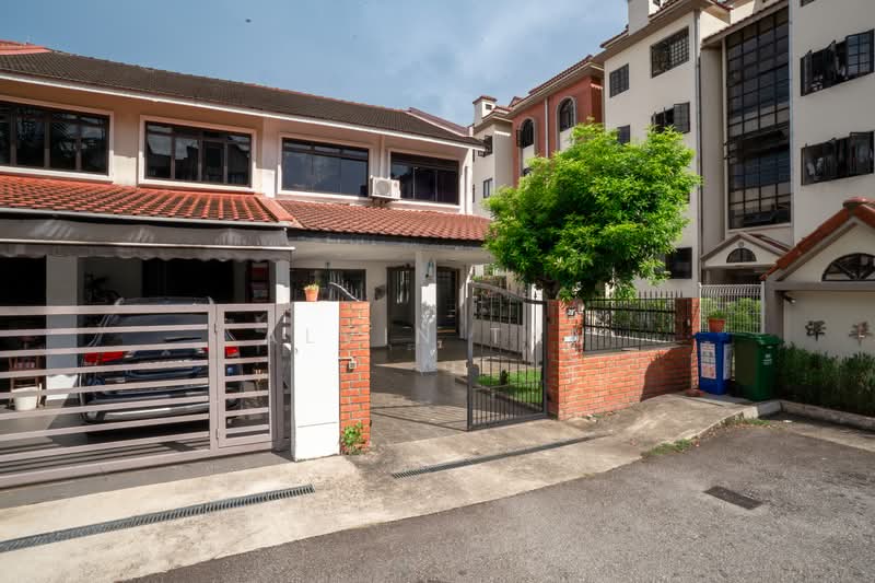 FREEHOLD END TERRACE @LORONG STANGEE/1KM TAO NAN, LORONG STANGEE, 4 Bedrooms, 2,000 sqft, Terraced House For Sale, by Alvin Tan, 500157359 - Exterior - PropertyGuru.com.sg