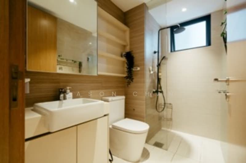 High Park Residences, 23 Fernvale Road, 3 Bedrooms, 893 sqft, Condominium For Sale, by Jason Chan, 500157360 - Bathroom - PropertyGuru.com.sg