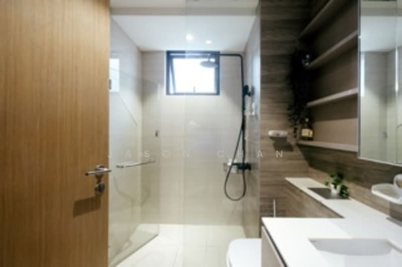 High Park Residences, 23 Fernvale Road, 3 Bedrooms, 893 sqft, Condominium For Sale, by Jason Chan, 500157360 - Master Bathroom - PropertyGuru.com.sg