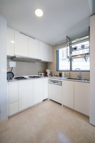 Mon Jervois, 47 Jervois Road, 3 Bedrooms, 1,475 sqft, Condominium For Sale, by Hazel Chan, 500157374 - Kitchen - PropertyGuru.com.sg