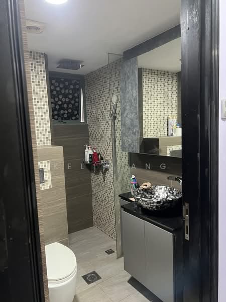 Cassia View, 320 Guillemard Road, 3 Bedrooms, 1,205 sqft, Condominium For Sale, by Kelly Ang, 500157375 - Bathroom - PropertyGuru.com.sg