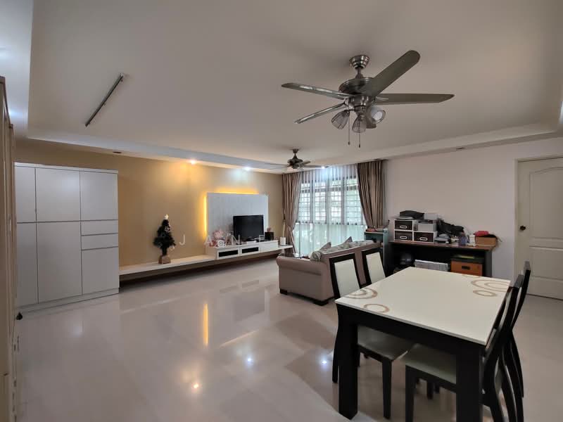 649B Jurong West Street 61, 649B Jurong West Street 61, 3 Bedrooms, 1,184 sqft, HDB Flat For Sale, by Jane Poh, 500157378 - Living Room - PropertyGuru.com.sg