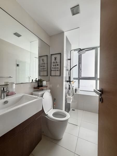 Dakota Residences, 42 Dakota Crescent, 3 Bedrooms, 1,313 sqft, Condominium For Sale, by Yap Wan Sin, 500157391 - Bathroom - PropertyGuru.com.sg