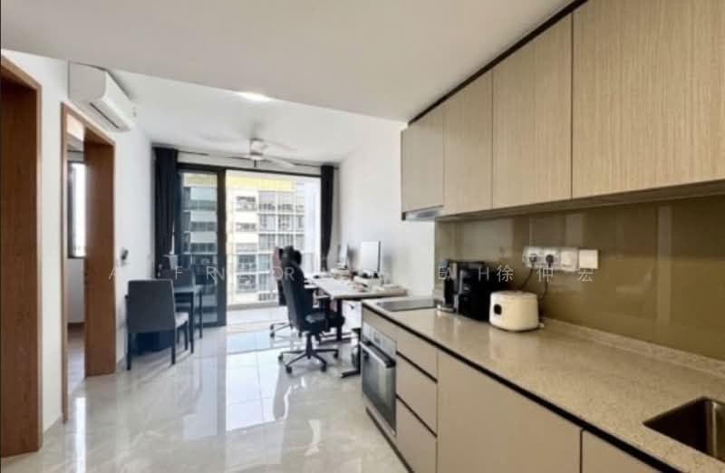 Penrose, 24 Sims Drive, 1 Bedroom, 474 sqft, Condominium For Sale, by Alfred Chee 徐仲宏, 500157396 - Kitchen Living Dining Area - PropertyGuru.com.sg