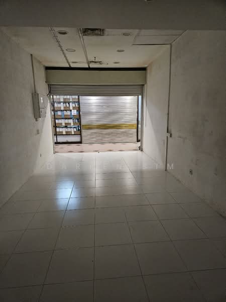 Sim Lim Tower, 10 Jalan Besar, 323 sqft, Mall Shop For Rent, by Derence Sim, 500157401 - Interior - CommercialGuru.com.sg