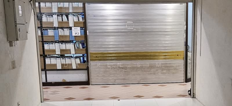 Sim Lim Tower, 10 Jalan Besar, 323 sqft, Mall Shop For Rent, by Derence Sim, 500157401 - Entrance - CommercialGuru.com.sg