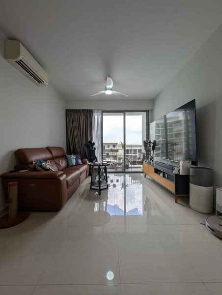 Sol Acres, 8 Choa Chu Kang Grove, 3 Bedrooms, 872 sqft, Executive Condominium For Sale, by Pauline Chua, 500157405 - Living Room - PropertyGuru.com.sg