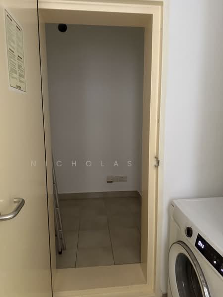 Sunglade, 1 Serangoon Avenue 2, 2 Bedrooms, 900 sqft, Condominium For Rent, by Nicholas Nah, 500157407 - Interior - PropertyGuru.com.sg