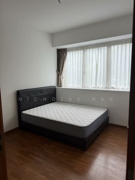 Sunglade, 1 Serangoon Avenue 2, 2 Bedrooms, 900 sqft, Condominium For Rent, by Nicholas Nah, 500157407 - Bedroom - PropertyGuru.com.sg