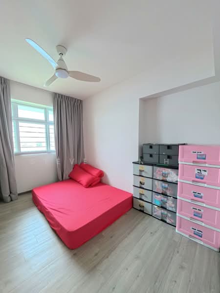 422B Northshore Drive, 422B Northshore Drive, 3 Bedrooms, 1,001 sqft, HDB Flat For Sale, by Stevenson Ho, 500157417 - Bedroom - PropertyGuru.com.sg