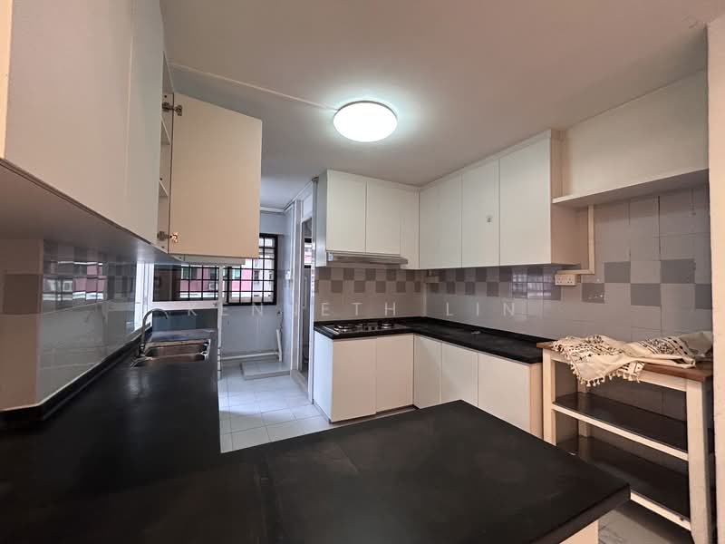 Rare Bishan EM for Rent!, , 3 Bedrooms, 1,571 sqft, HDB Flat For Rent, by Kenneth Lin, 500157419 - Kitchen - PropertyGuru.com.sg