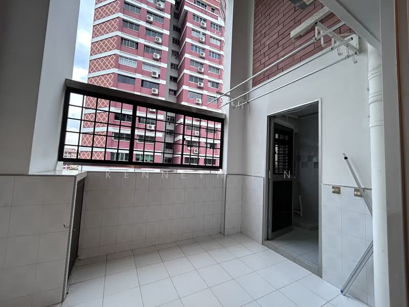 Rare Bishan EM for Rent!, , 3 Bedrooms, 1,571 sqft, HDB Flat For Rent, by Kenneth Lin, 500157419 - Balcony - PropertyGuru.com.sg