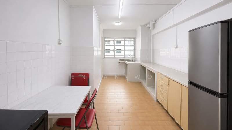 814 Tampines Street 81, 814 Tampines Street 81, Room Rental, 150 sqft, HDB Flat For Rent, by Brendan Wong, 500157430 - Kitchen - PropertyGuru.com.sg