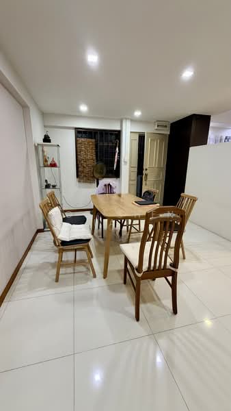 758 Woodlands Avenue 6, 758 Woodlands Avenue 6, 3 Bedrooms, 1,109 sqft, HDB Flat For Sale, by Soo Chen Lai, 500157450 - Dining Room - PropertyGuru.com.sg
