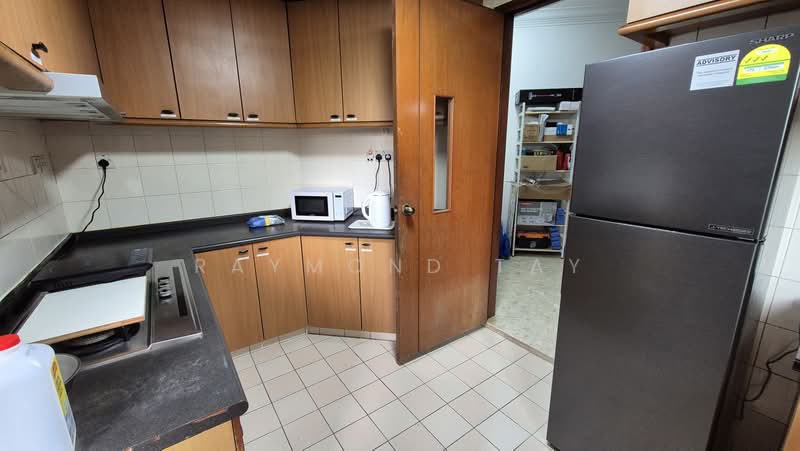 Summerdale, 2 Boon Lay Drive, Boon Lay / Jurong / Tuas, Room Rental, 110 sqft, Condominium For Rent, by Raymond Tay, 500157452 - Kitchen - PropertyGuru.com.sg